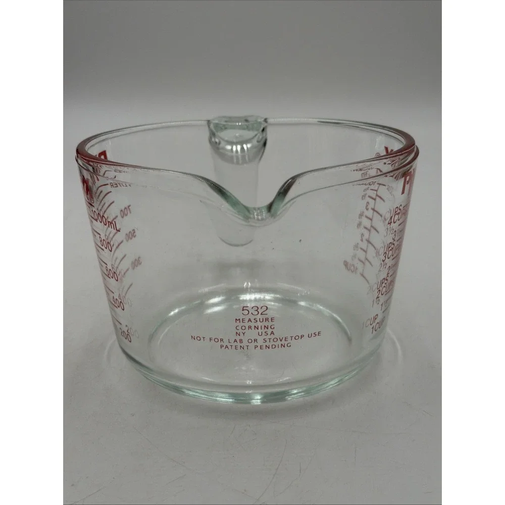 Vintage Pyrex 532 4 CUP 1 Quart 32 oz Measuring Cup Red Block Letters